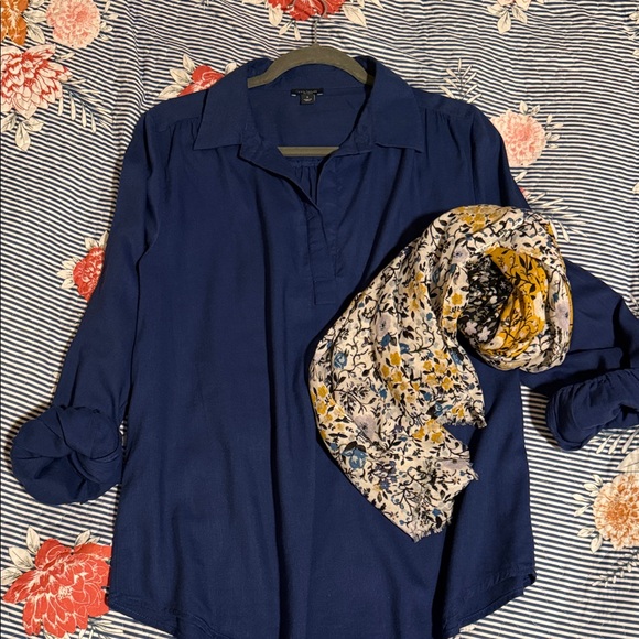 Ann Taylor Deep Blue Blouse - Picture 4 of 4